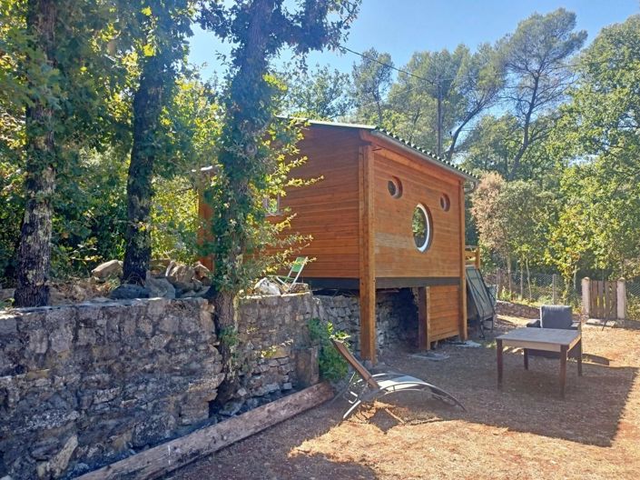 Image No.10-5 Bed House for sale