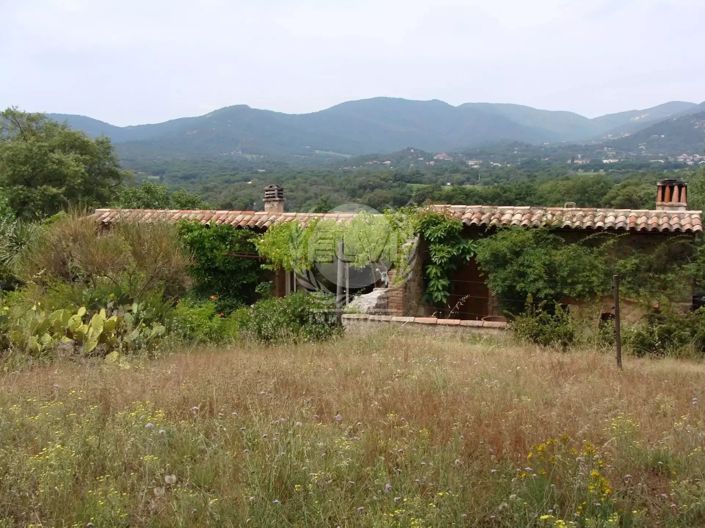 Image No.17-3 Bed House for sale