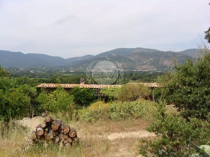 Image No.26-3 Bed House for sale