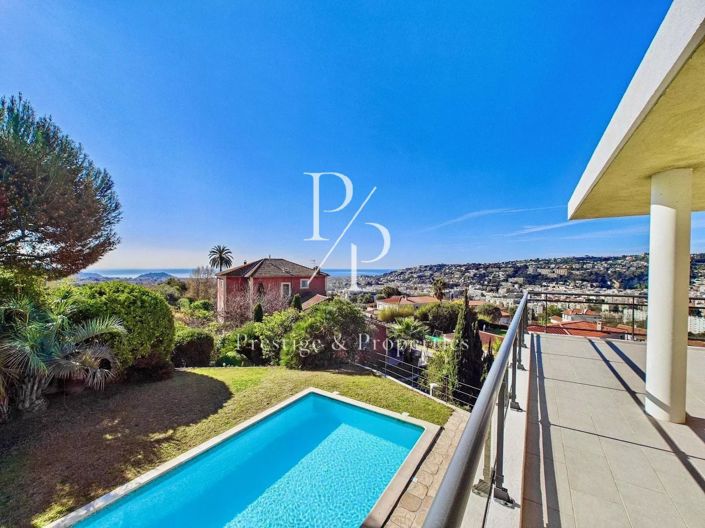 Image No.2-4 Bed House for sale