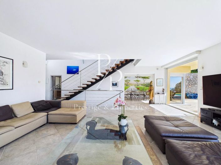 Image No.5-4 Bed House for sale