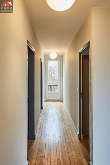 Image No.7-3 Bed House for sale