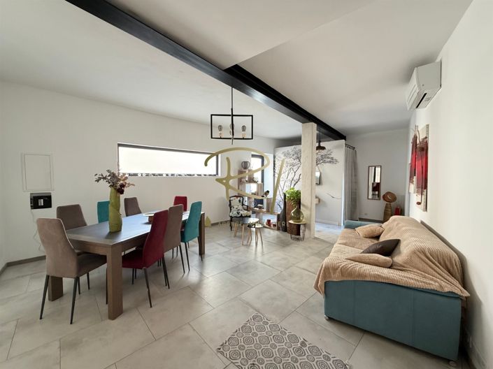 Image No.2-3 Bed House for sale