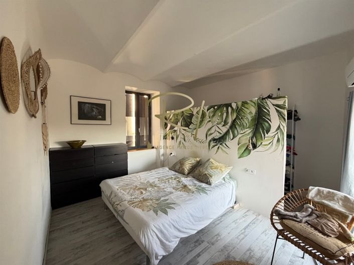 Image No.7-3 Bed House for sale