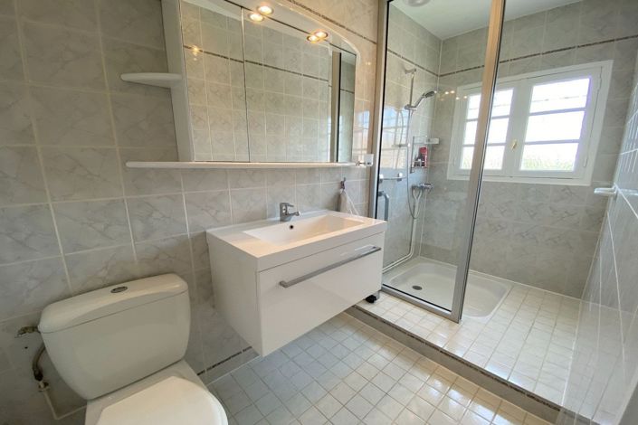 Image No.20-3 Bed House for sale