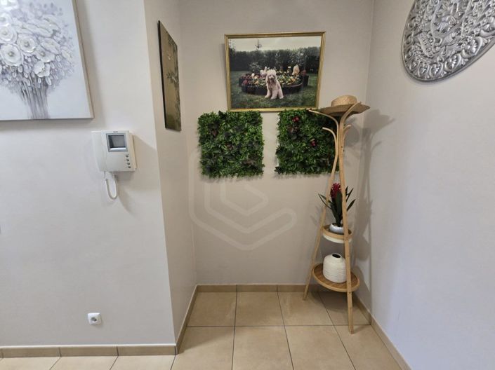 Image No.23-2 Bed House for sale