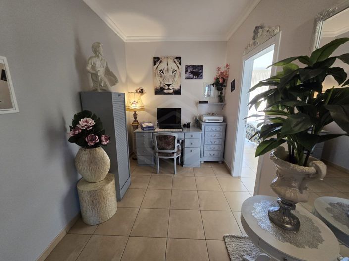 Image No.29-2 Bed House for sale