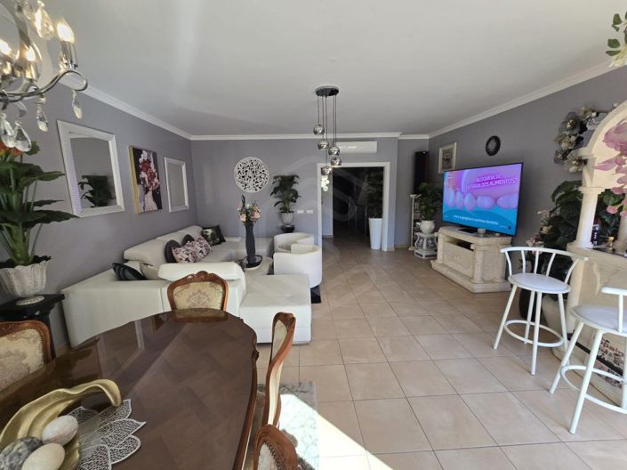 Image No.3-2 Bed House for sale