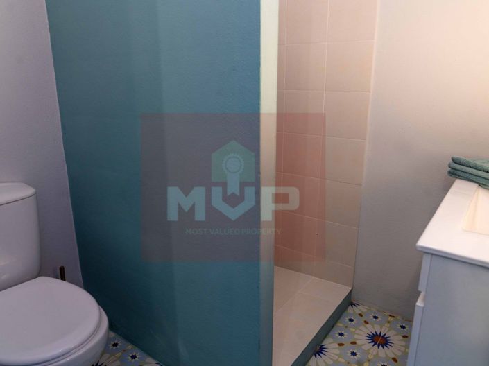 Image No.15-3 Bed House for sale