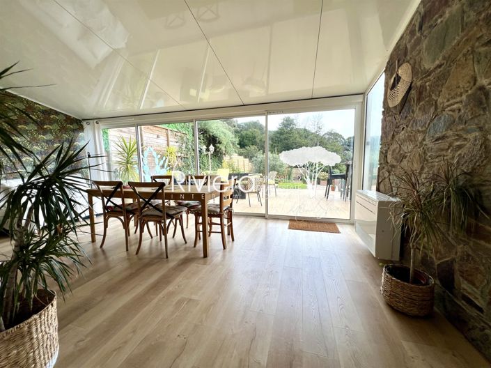 Image No.4-2 Bed House for sale