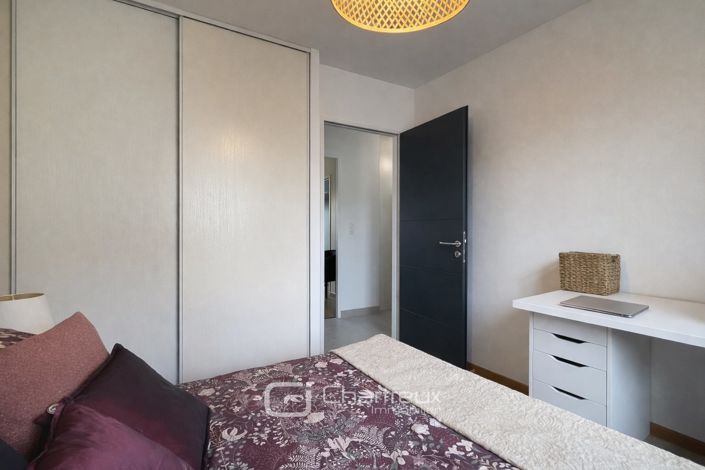 Image No.13-3 Bed House for sale