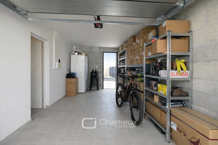 Image No.18-3 Bed House for sale