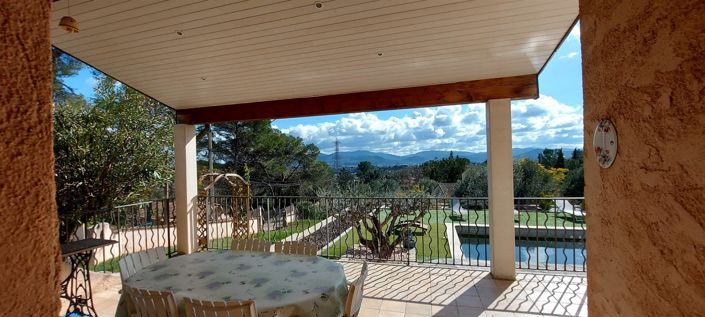 Image No.11-3 Bed House for sale