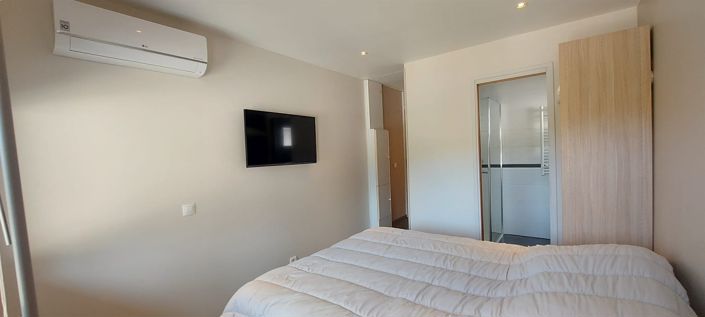 Image No.17-3 Bed House for sale