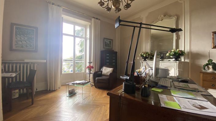 Image No.16-7 Bed House for sale