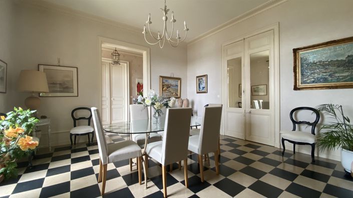 Image No.19-7 Bed House for sale