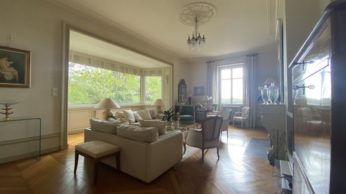 Image No.21-7 Bed House for sale