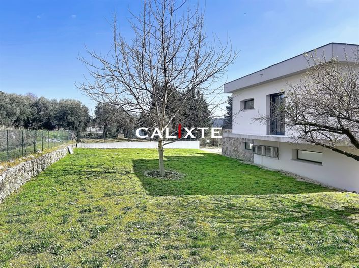 Image No.17-3 Bed House for sale