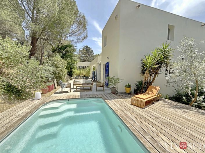 Image No.4-5 Bed House for sale
