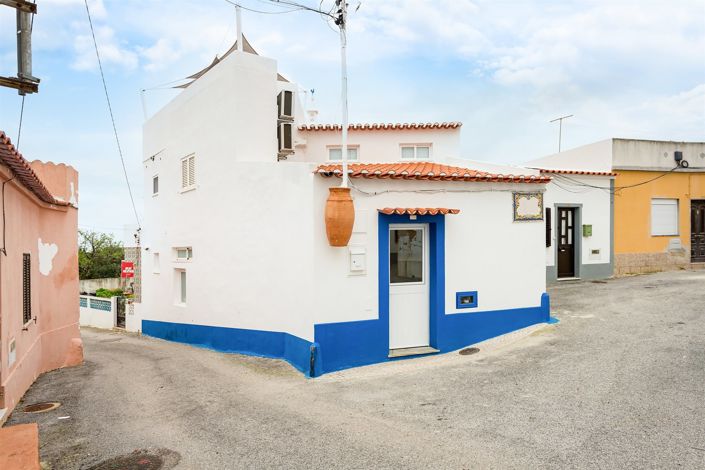 Image No.2-2 Bed House for sale