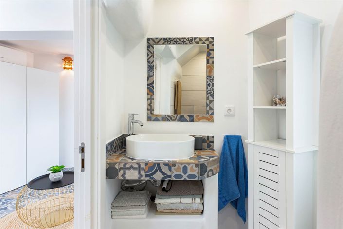 Image No.22-2 Bed House for sale