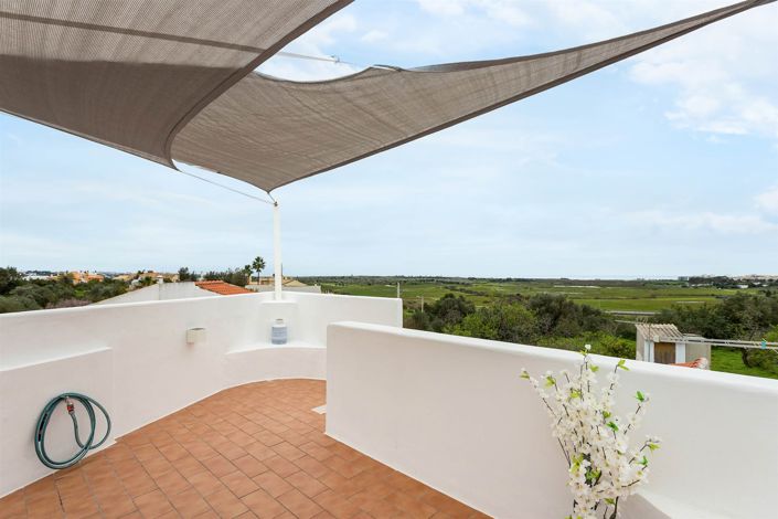 Image No.27-2 Bed House for sale