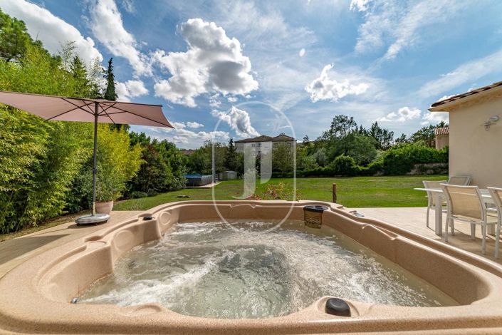 Image No.2-3 Bed House for sale