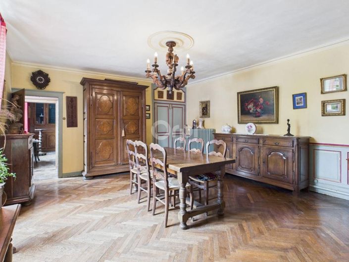 Image No.10-Maison de 8 chambres à vendre à Franche-Comté