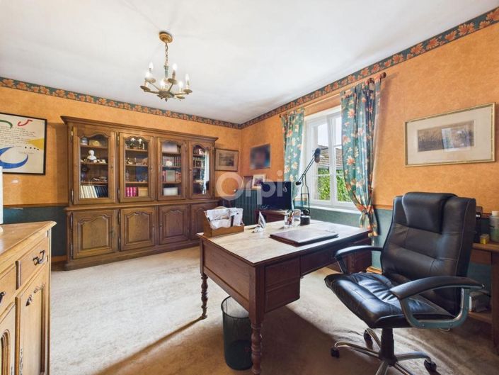 Image No.16-Maison de 8 chambres à vendre à Franche-Comté