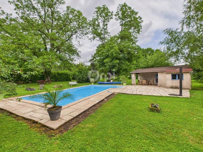 Image No.17-Maison de 8 chambres à vendre à Franche-Comté