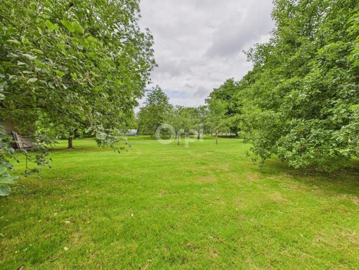 Image No.20-Maison de 8 chambres à vendre à Franche-Comté