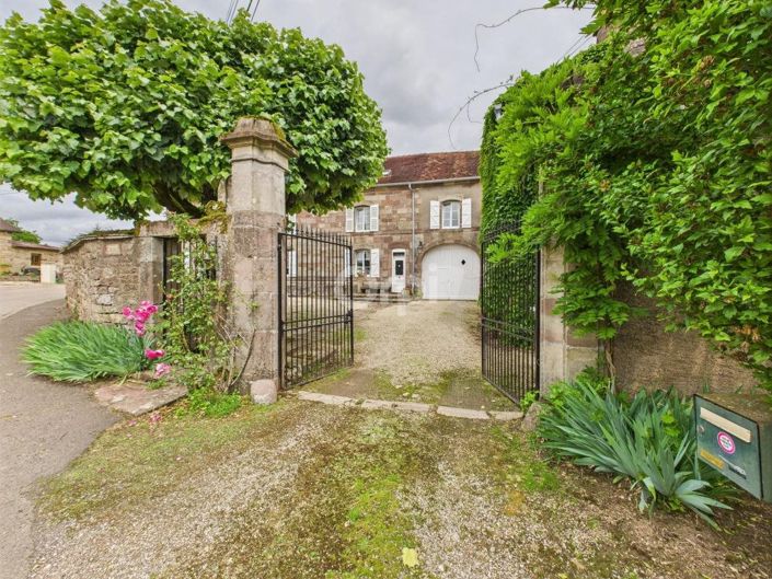 Image No.21-Maison de 8 chambres à vendre à Franche-Comté