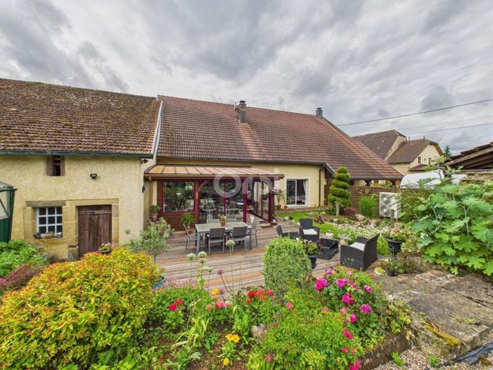 Image No.23-Maison de 8 chambres à vendre à Franche-Comté
