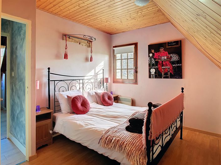 Image No.15-5 Bed House for sale