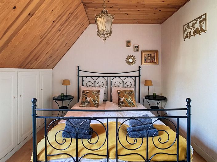 Image No.16-5 Bed House for sale