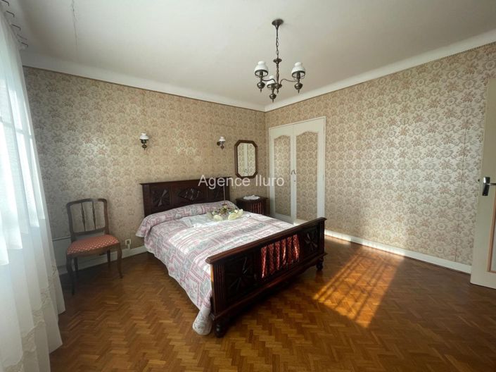 Image No.14-5 Bed House for sale