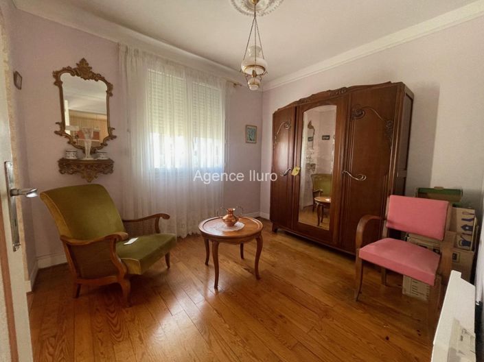 Image No.3-5 Bed House for sale