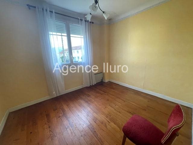 Image No.8-5 Bed House for sale