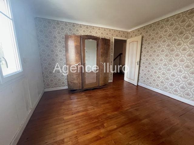 Image No.9-5 Bed House for sale