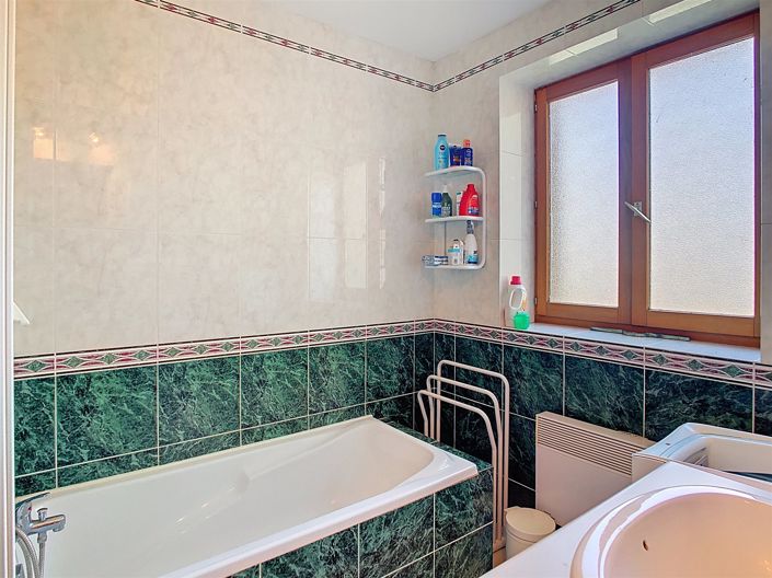 Image No.13-3 Bed House for sale