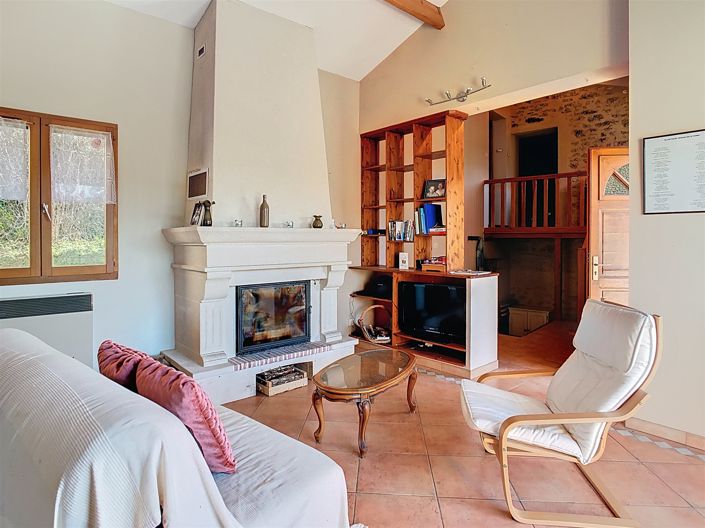 Image No.3-3 Bed House for sale