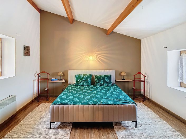 Image No.8-3 Bed House for sale