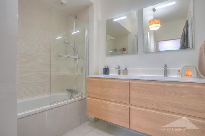 Image No.6-3 Bed Apartment for sale