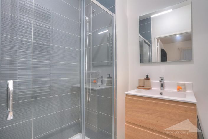 Image No.8-3 Bed Apartment for sale