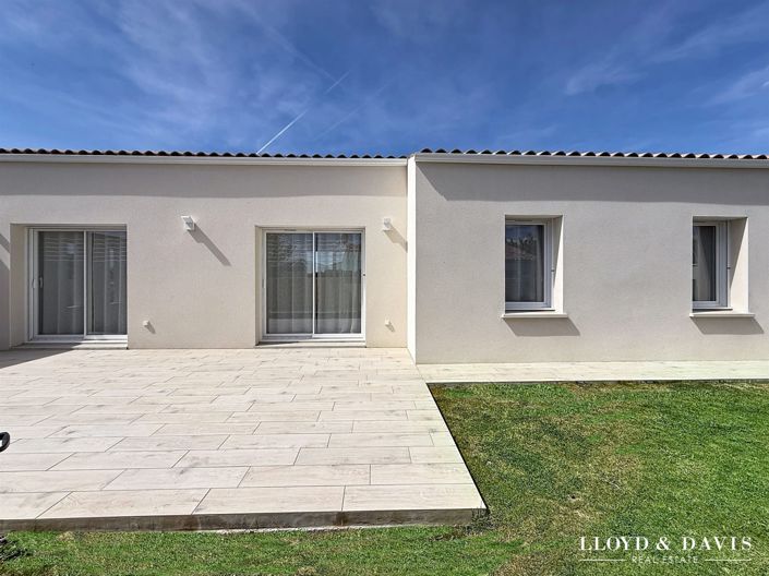 Image No.19-3 Bed House for sale
