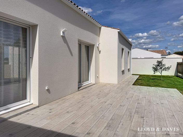 Image No.7-3 Bed House for sale