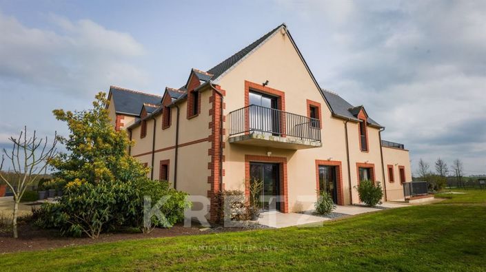 Image No.7-7 Bed Property for sale