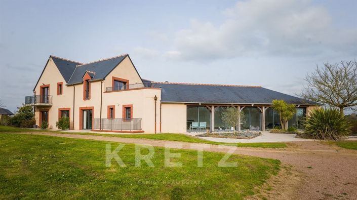 Image No.8-7 Bed Property for sale