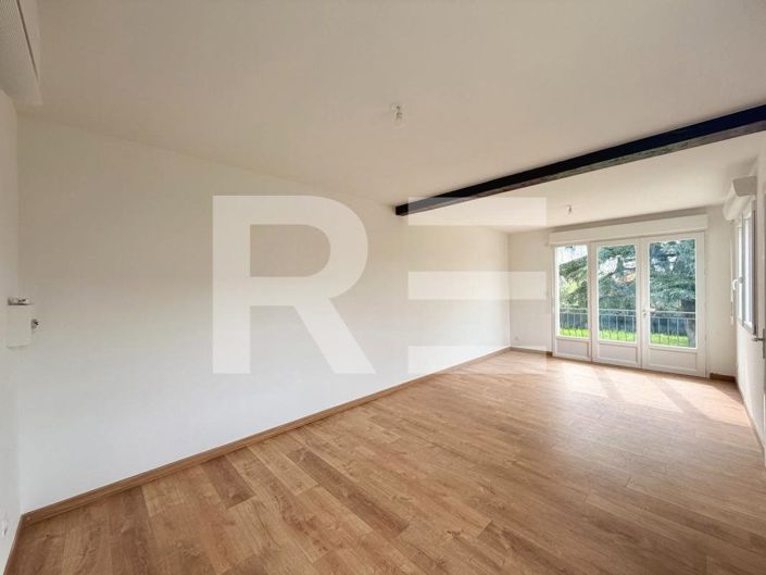 Image No.5-5 Bed House for sale