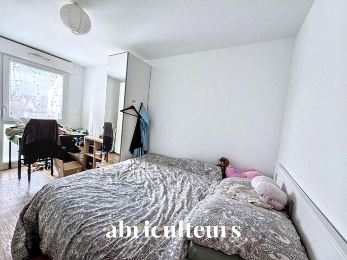 Image No.10-1 Bed Apartment for sale